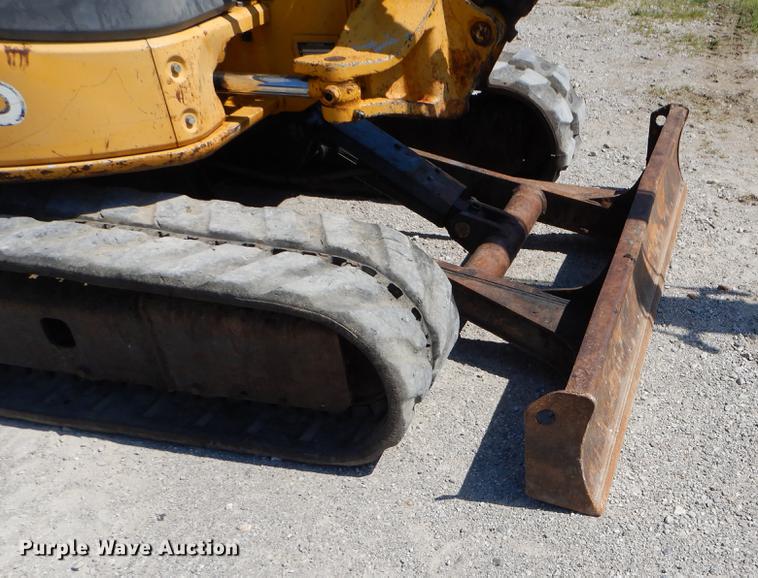 image for item EK9547 2006 John Deere 50D mini excavator