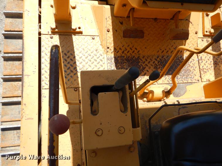 image for item EK9550 1984 International TD12 dozer
