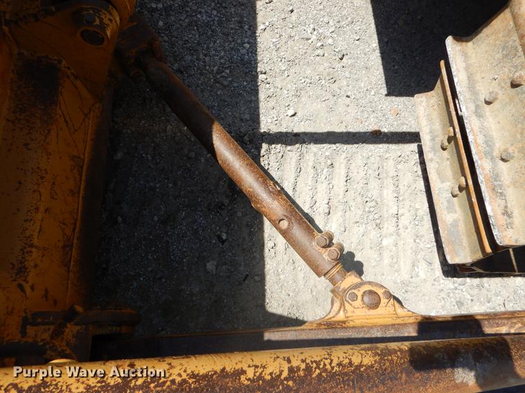 image for item EK9550 1984 International TD12 dozer