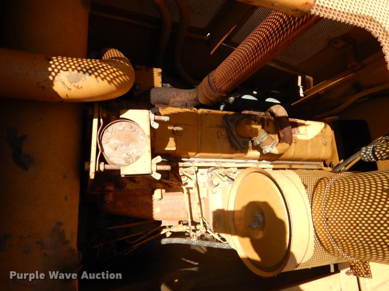 image for item EK9550 1984 International TD12 dozer