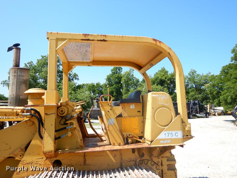 image for item EK9551 1978 Dresser 175C track loader