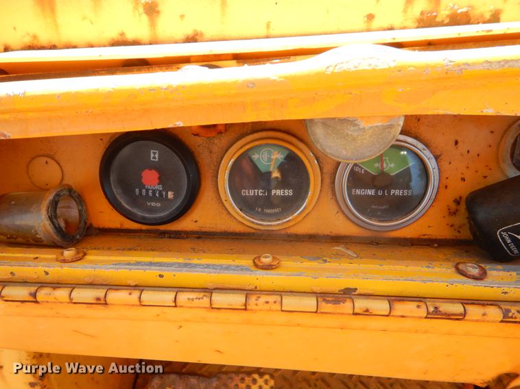 image for item EK9551 1978 Dresser 175C track loader