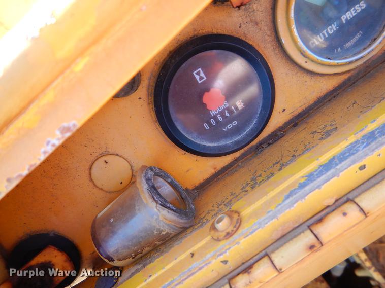 image for item EK9551 1978 Dresser 175C track loader