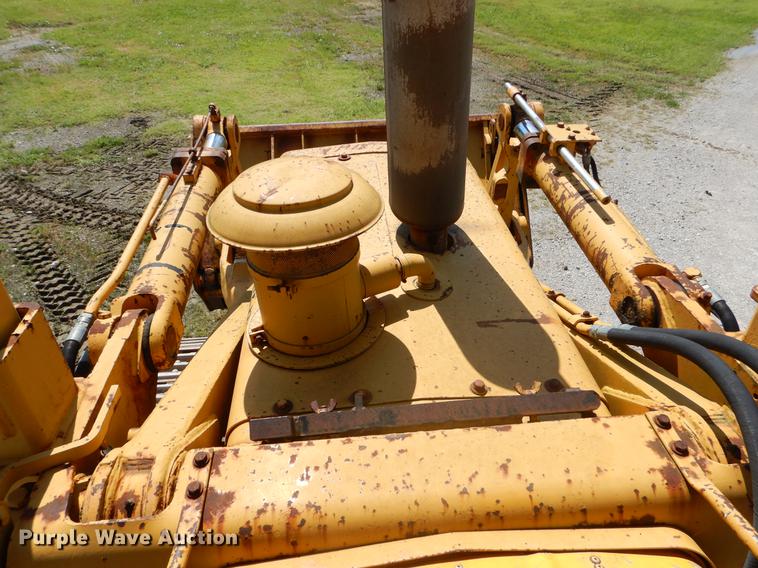 image for item EK9551 1978 Dresser 175C track loader