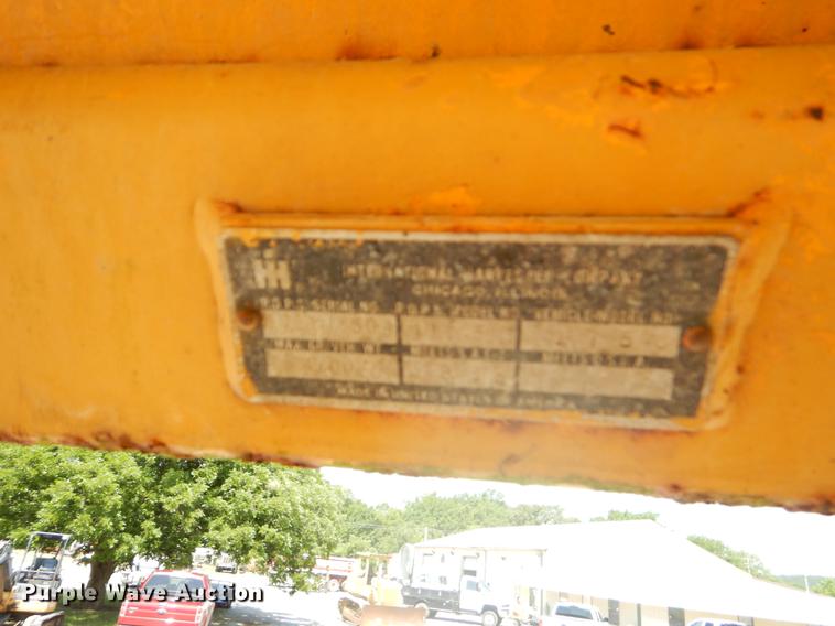 image for item EK9551 1978 Dresser 175C track loader