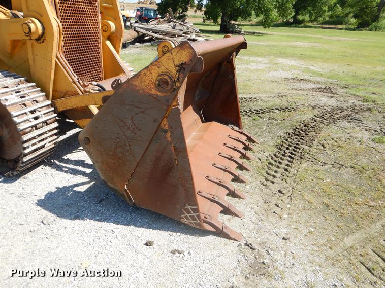 image for item EK9551 1978 Dresser 175C track loader