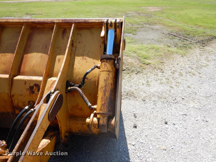 image for item EK9551 1978 Dresser 175C track loader