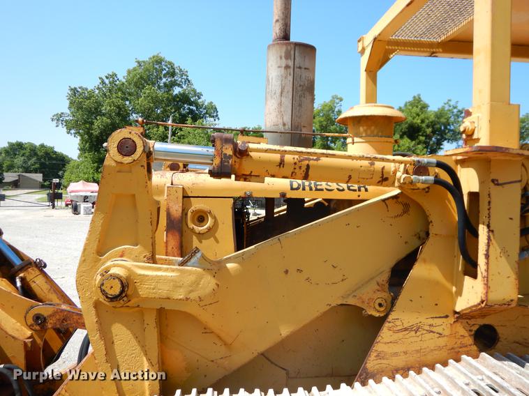 image for item EK9551 1978 Dresser 175C track loader