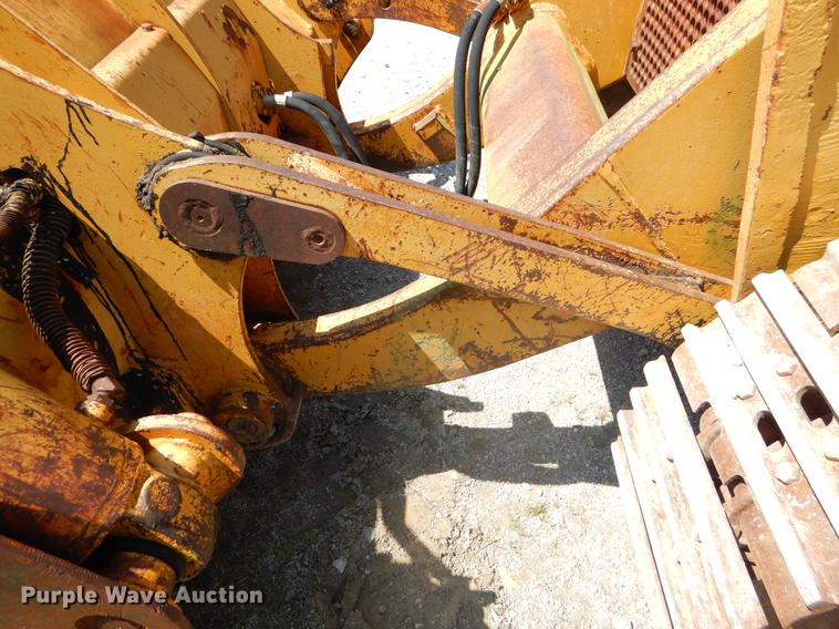 image for item EK9551 1978 Dresser 175C track loader