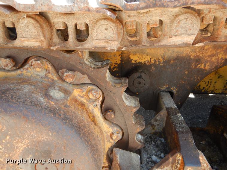 image for item EK9551 1978 Dresser 175C track loader