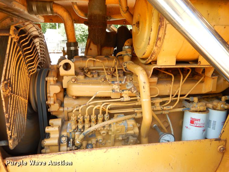 image for item EK9551 1978 Dresser 175C track loader