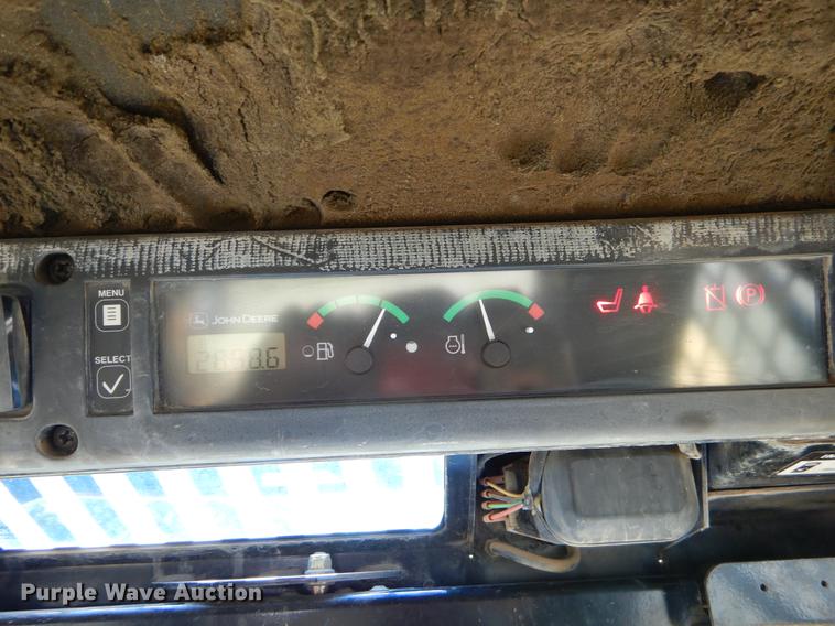 image for item EK9553 2007 John Deere 332 skid steer