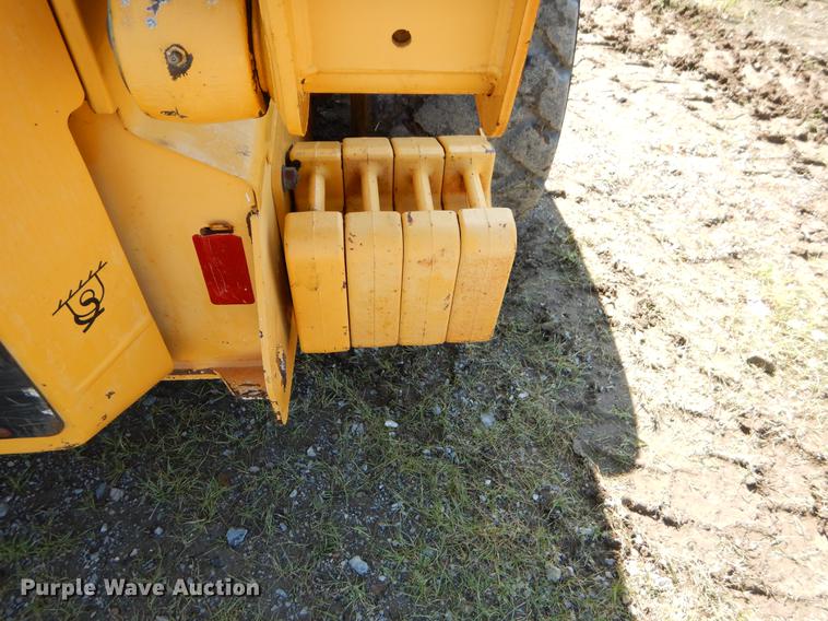 image for item EK9553 2007 John Deere 332 skid steer