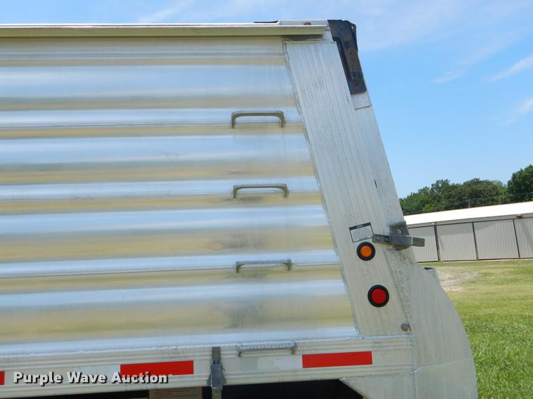 image for item EK9557 2007 Travis S96 end dump trailer