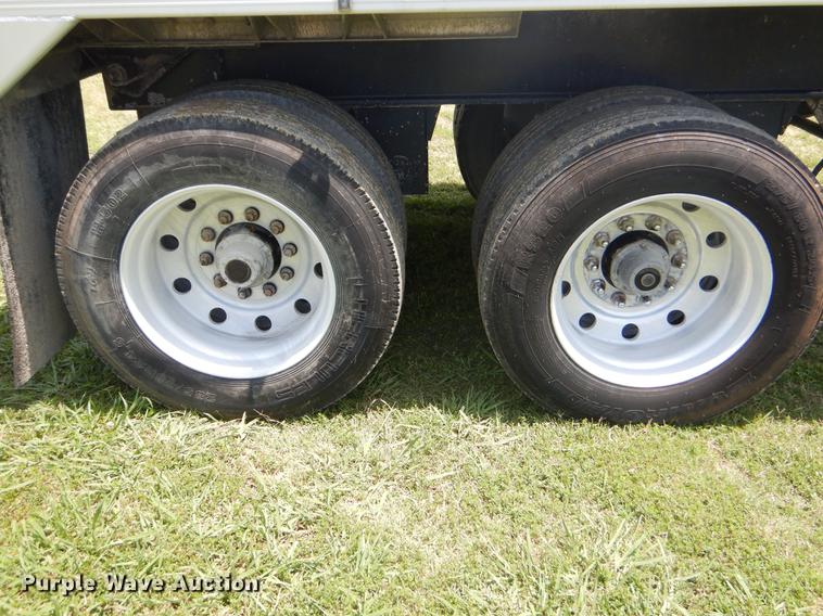 image for item EK9557 2007 Travis S96 end dump trailer