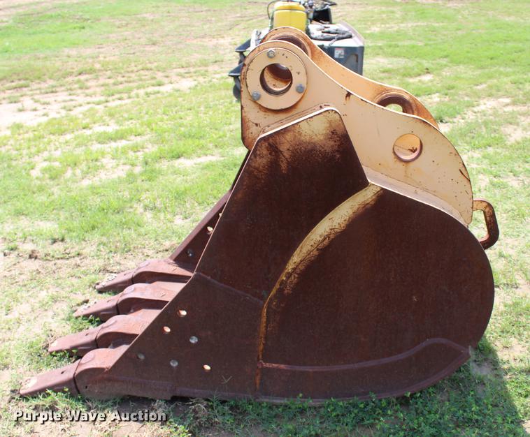 image for item EK9559 John Deere HIT270 bucket