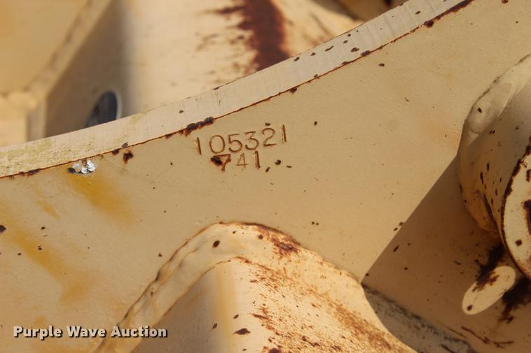 image for item EK9559 John Deere HIT270 bucket