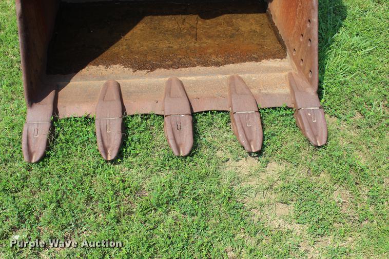 image for item EK9560 Geith bucket