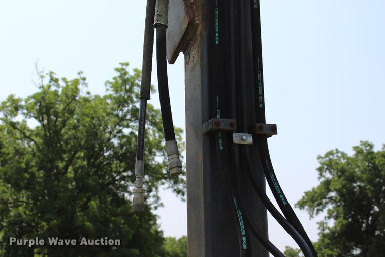 image for item EK9562 Bateman clamshell bucket