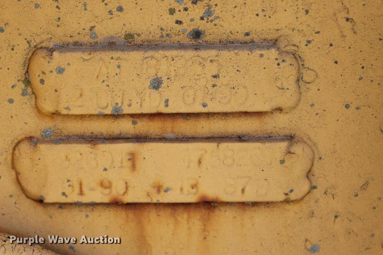 image for item EK9564 Clamshell bucket