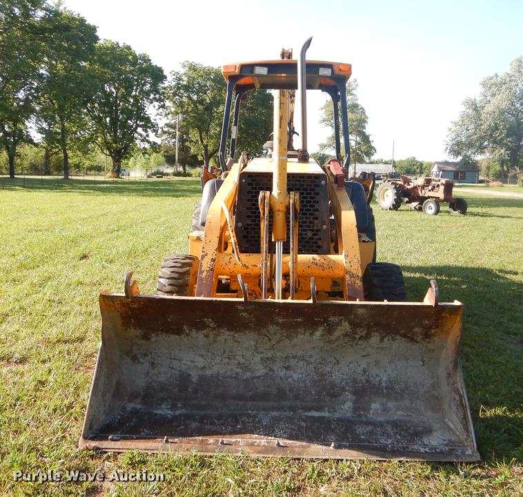image for item EK9570 1997 John Deere 310E backhoe