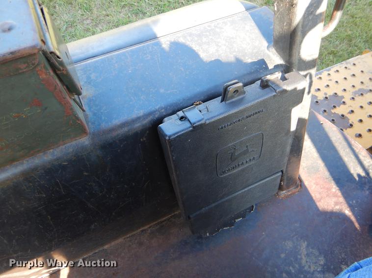 image for item EK9570 1997 John Deere 310E backhoe