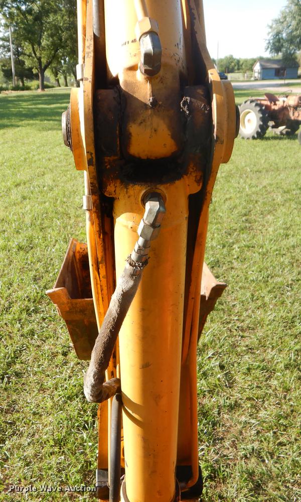 image for item EK9570 1997 John Deere 310E backhoe