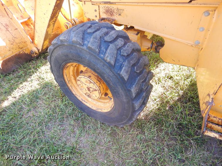 image for item EK9570 1997 John Deere 310E backhoe