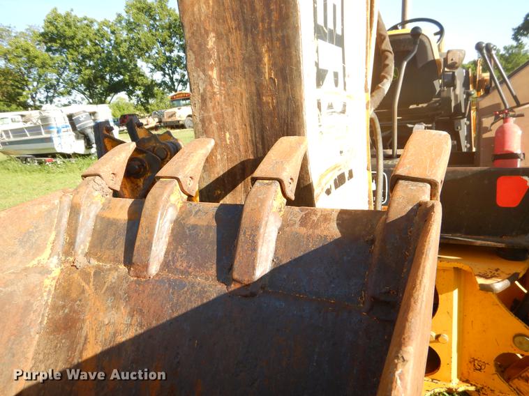 image for item EK9570 1997 John Deere 310E backhoe