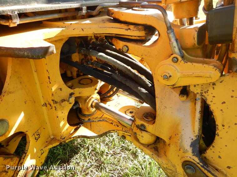 image for item EK9570 1997 John Deere 310E backhoe