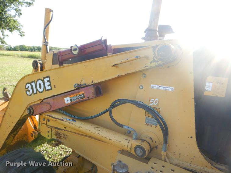 image for item EK9570 1997 John Deere 310E backhoe