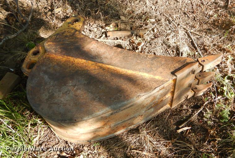 image for item EK9570 1997 John Deere 310E backhoe