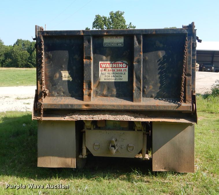 image for item EK9573 1991 International 8300 dump truck