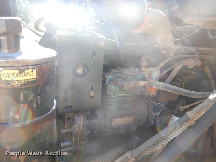 image for item EK9573 1991 International 8300 dump truck