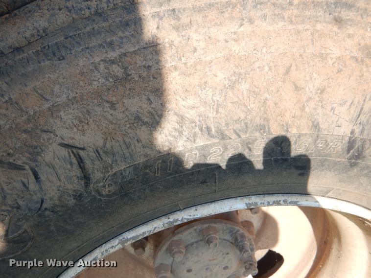 image for item EK9573 1991 International 8300 dump truck