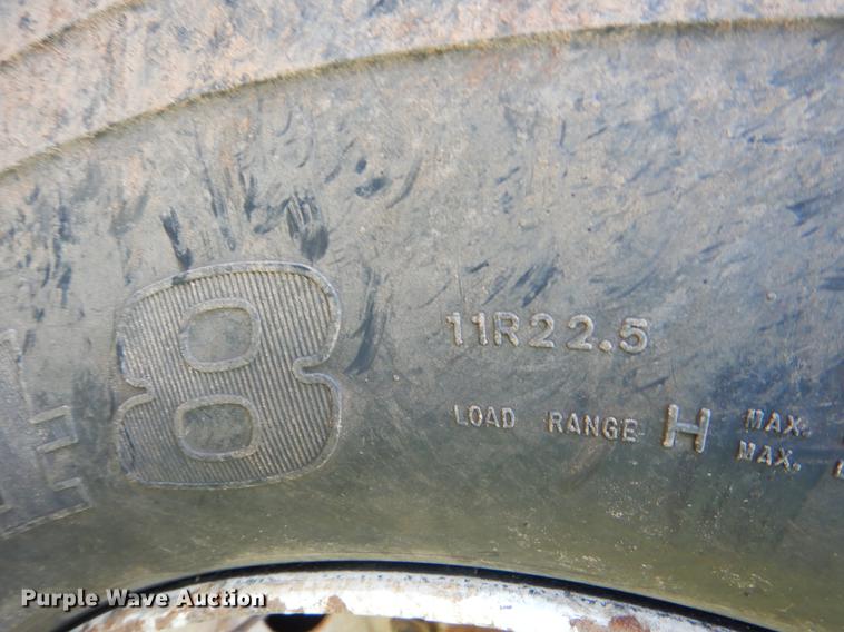 image for item EK9573 1991 International 8300 dump truck