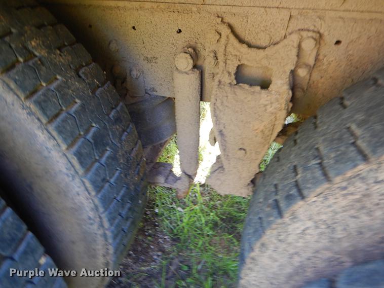 image for item EK9573 1991 International 8300 dump truck