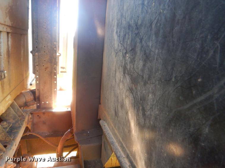 image for item EK9573 1991 International 8300 dump truck