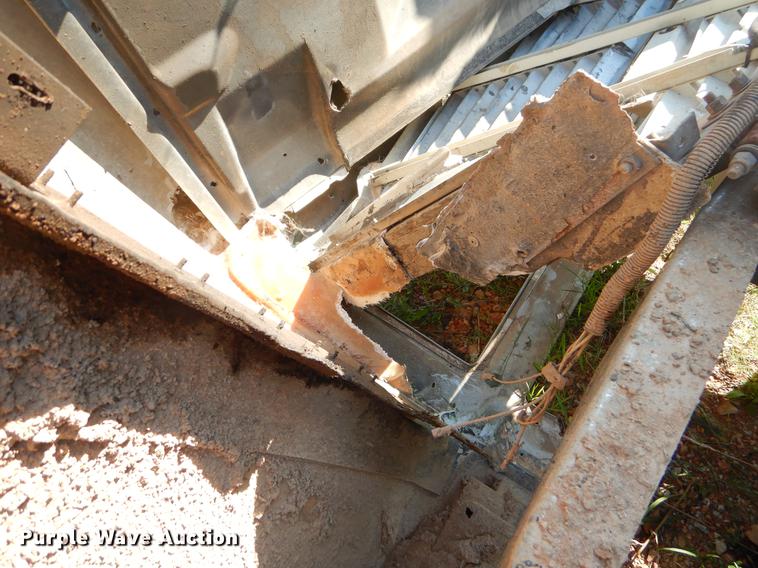 image for item EK9573 1991 International 8300 dump truck