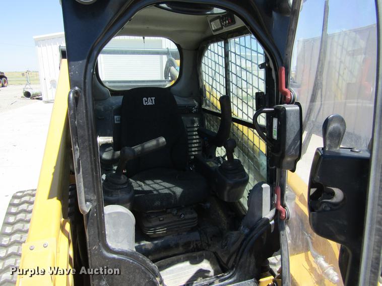 image for item G1215 2014 Caterpillar 299D skid steer