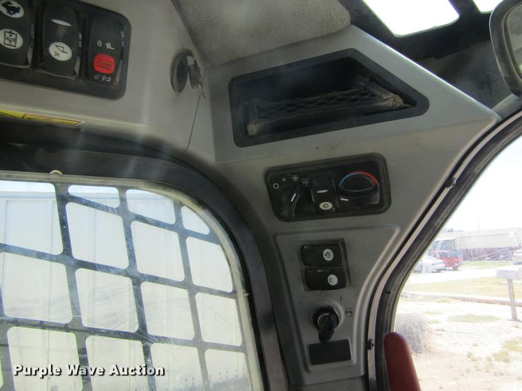 image for item G1215 2014 Caterpillar 299D skid steer