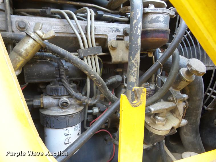 image for item K6269 New Holland 555E backhoe