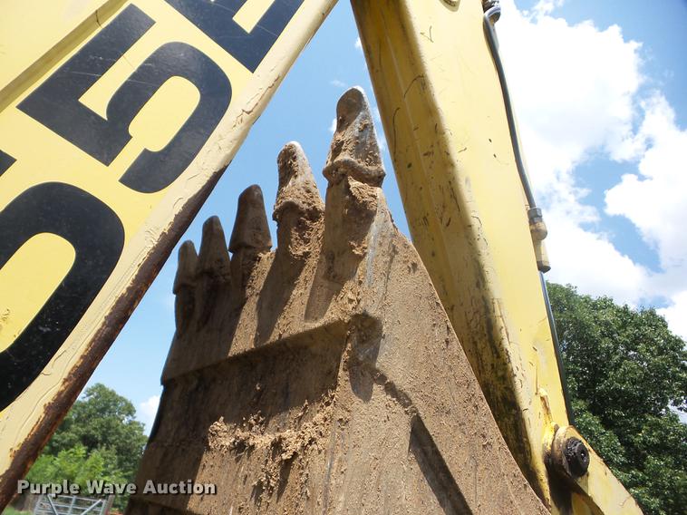 image for item K6269 New Holland 555E backhoe