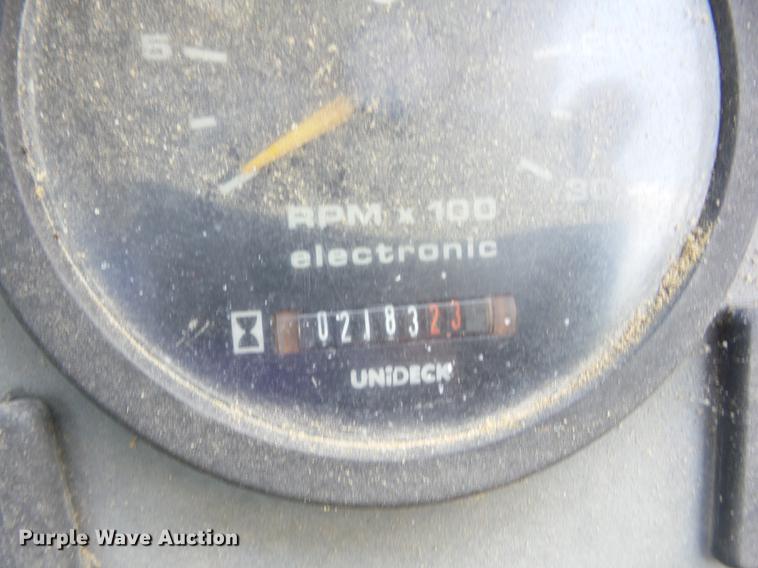 image for item K6269 New Holland 555E backhoe