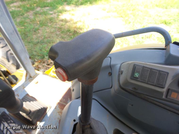 image for item K6269 New Holland 555E backhoe