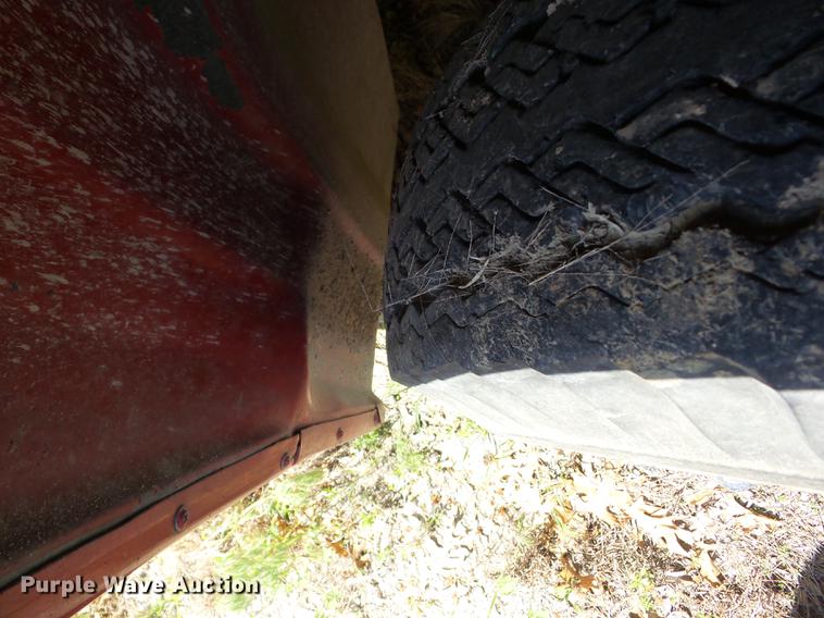 image for item BI9548 1978 Ford fire truck