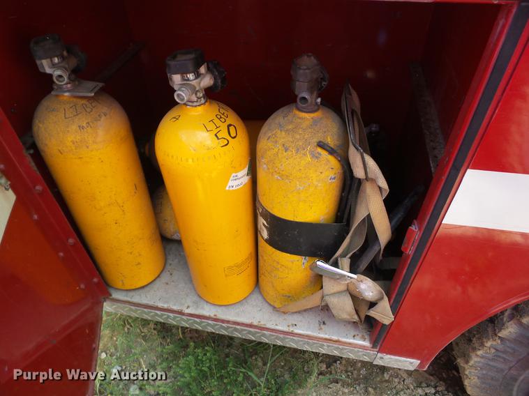 image for item BI9548 1978 Ford fire truck