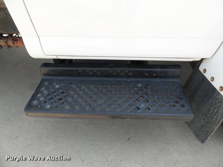 image for item DB7109 2009 Chevrolet C4500 refuse truck