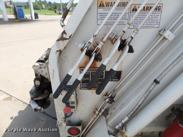 image for item DB7109 2009 Chevrolet C4500 refuse truck