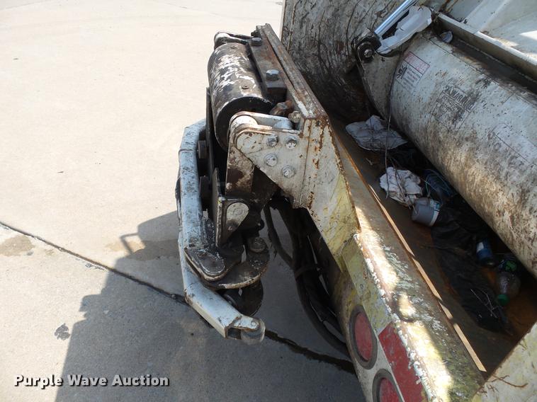 image for item DB7109 2009 Chevrolet C4500 refuse truck